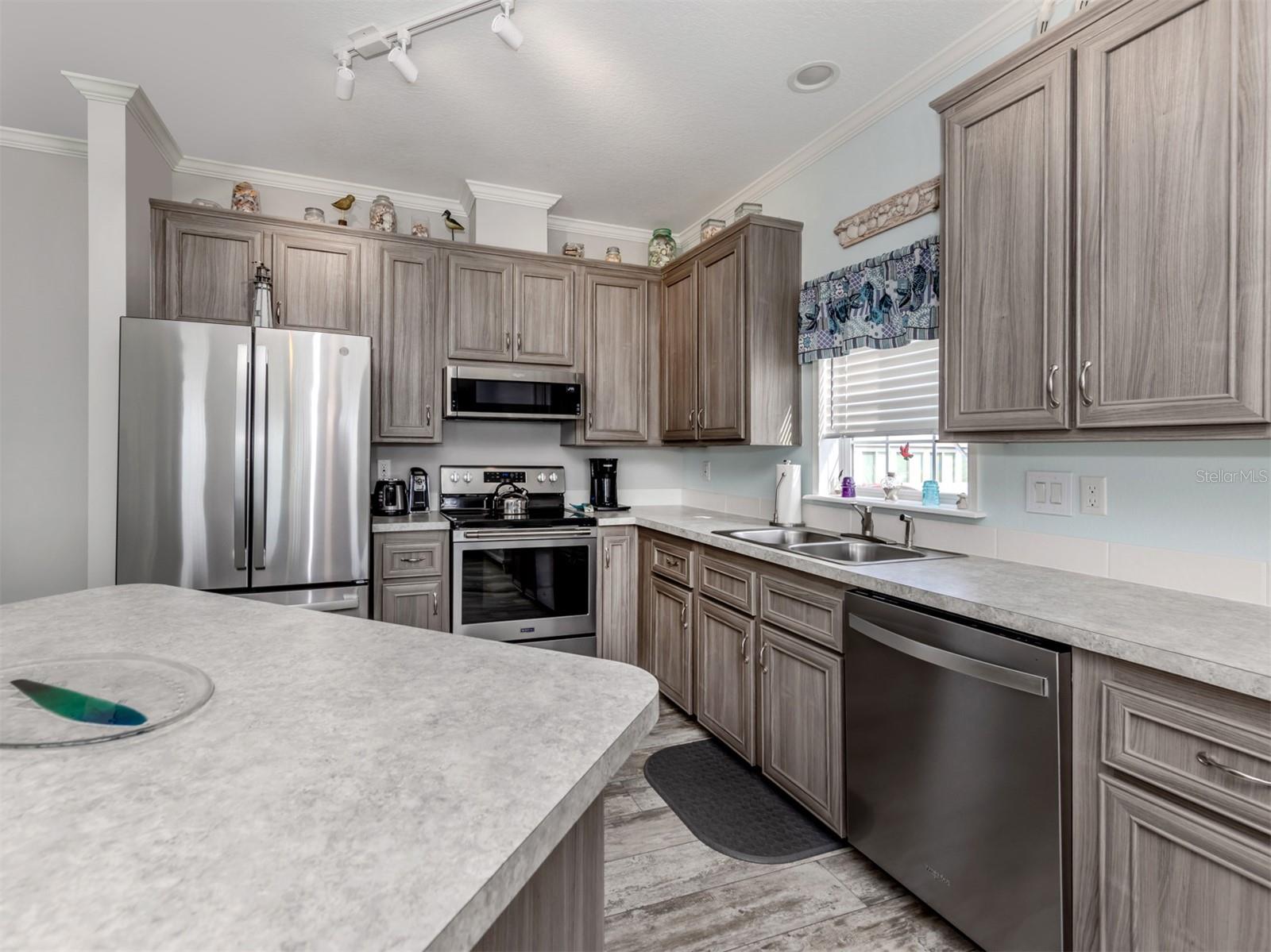 LAZY RIVER MHP - Residential