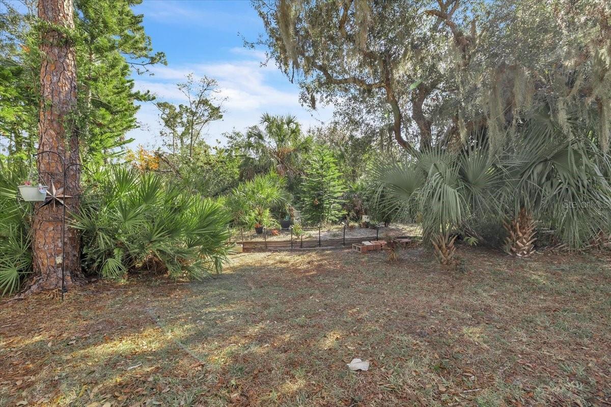 VENTURA LAKES - Residential