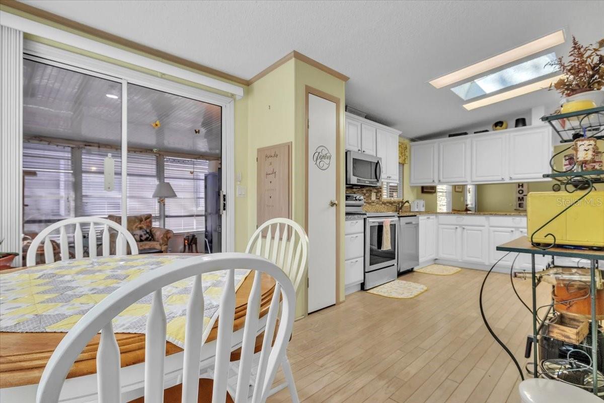 VENTURA LAKES - Residential