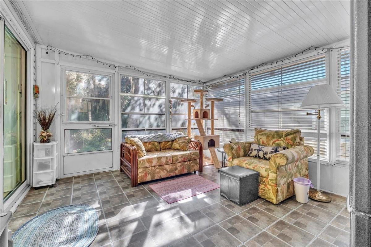 VENTURA LAKES - Residential