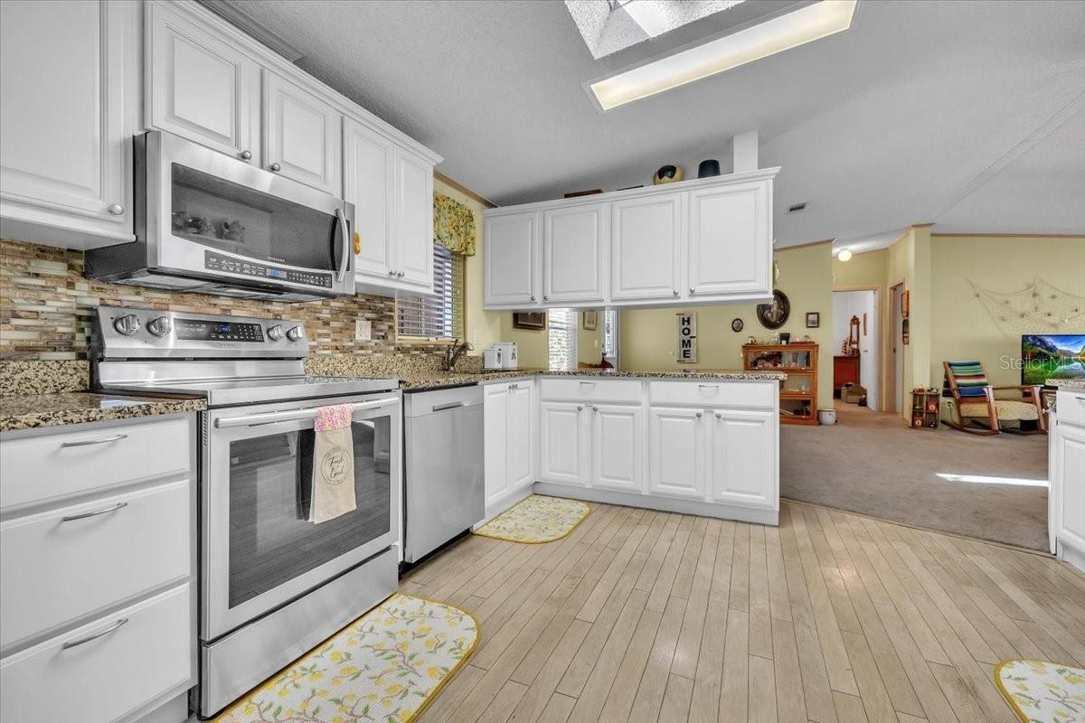 VENTURA LAKES - Residential