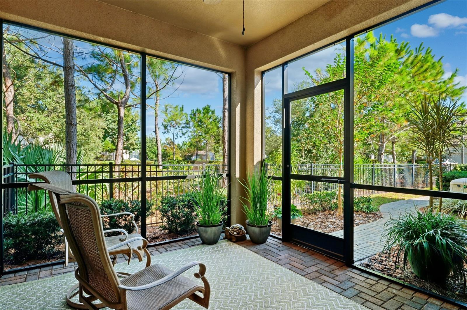 STARKEY RANCH VILLAGE 2 PH 2B - Residential Lease