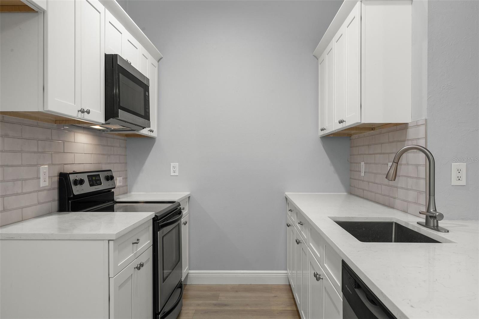 COURTYARDS CAPE CORAL S - Residential