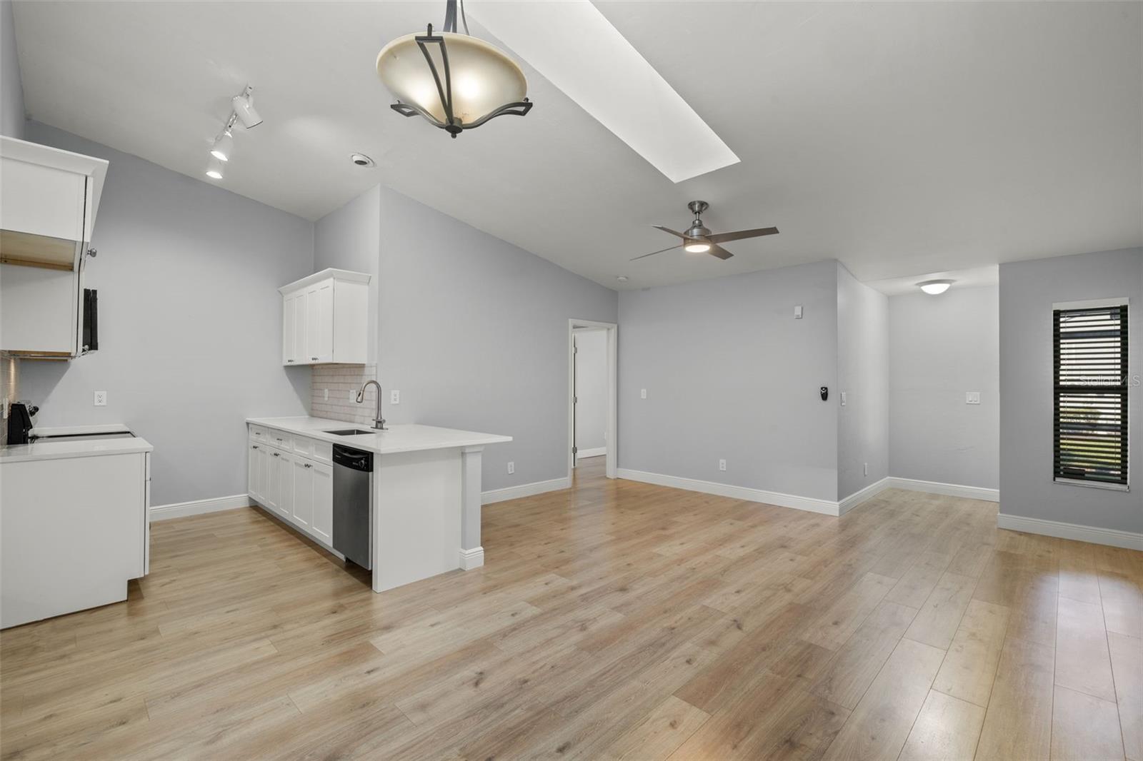 COURTYARDS CAPE CORAL S - Residential