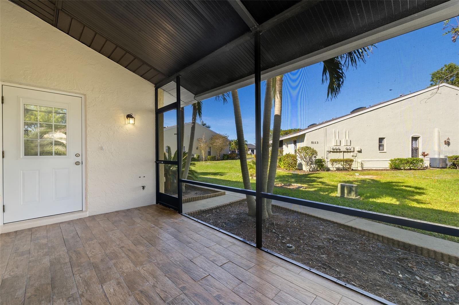 COURTYARDS CAPE CORAL S - Residential