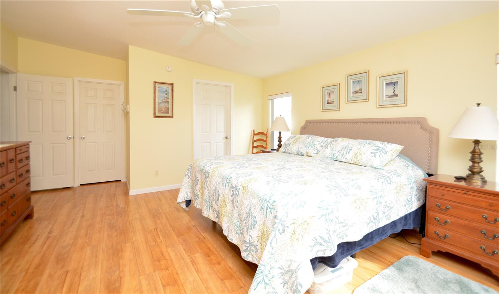 COUNTRY CLUB ESTATES - Residential