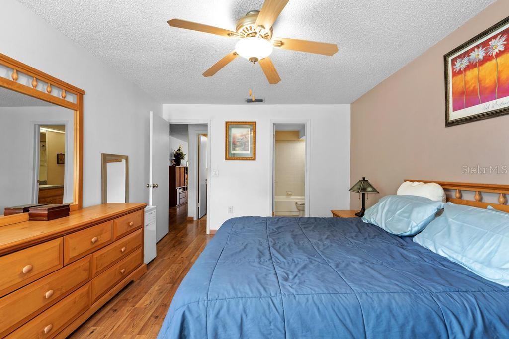 8054 PICKETTS COURT 8054