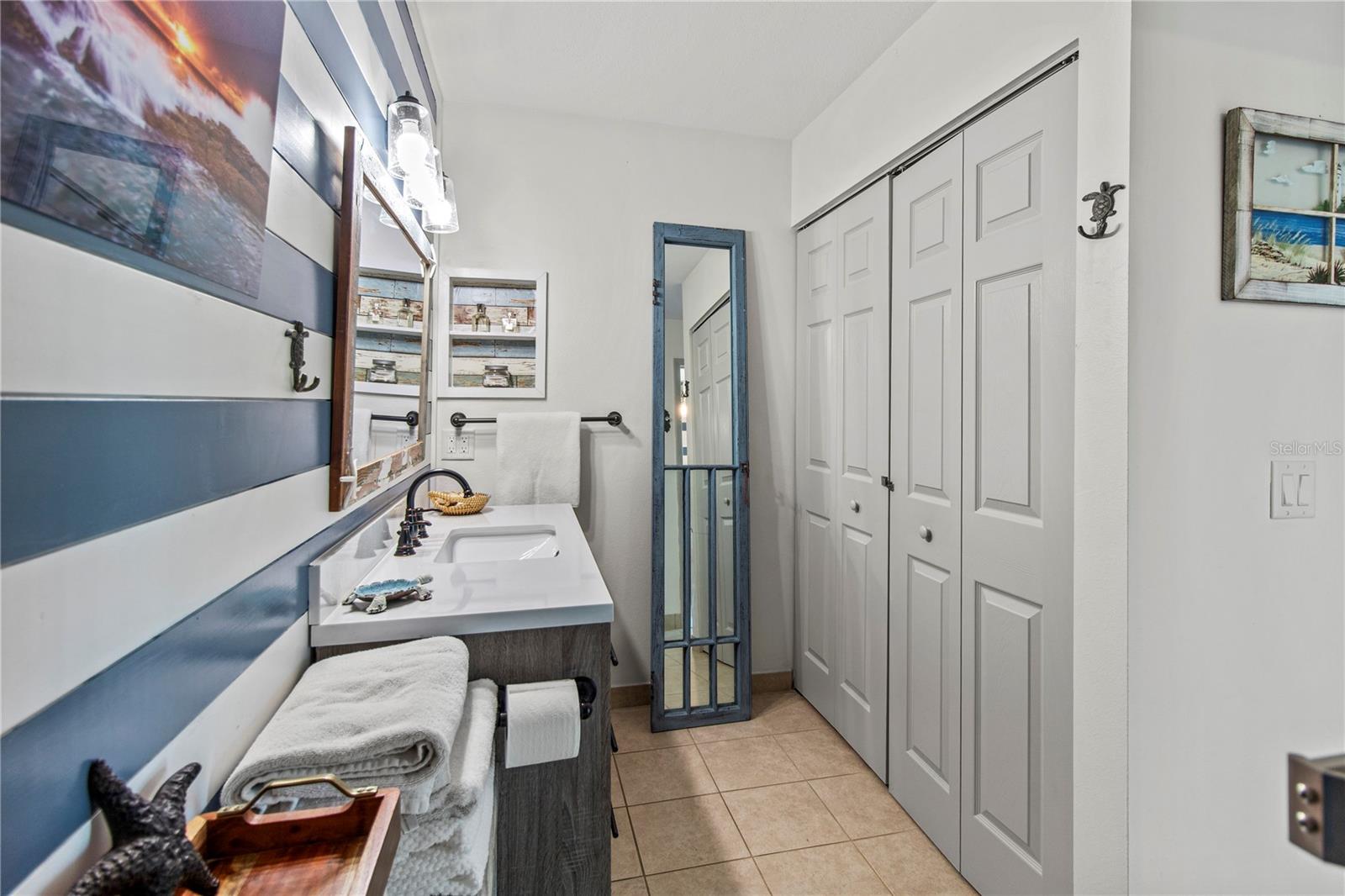 NORTH BEACH VILLAGE III - Residential