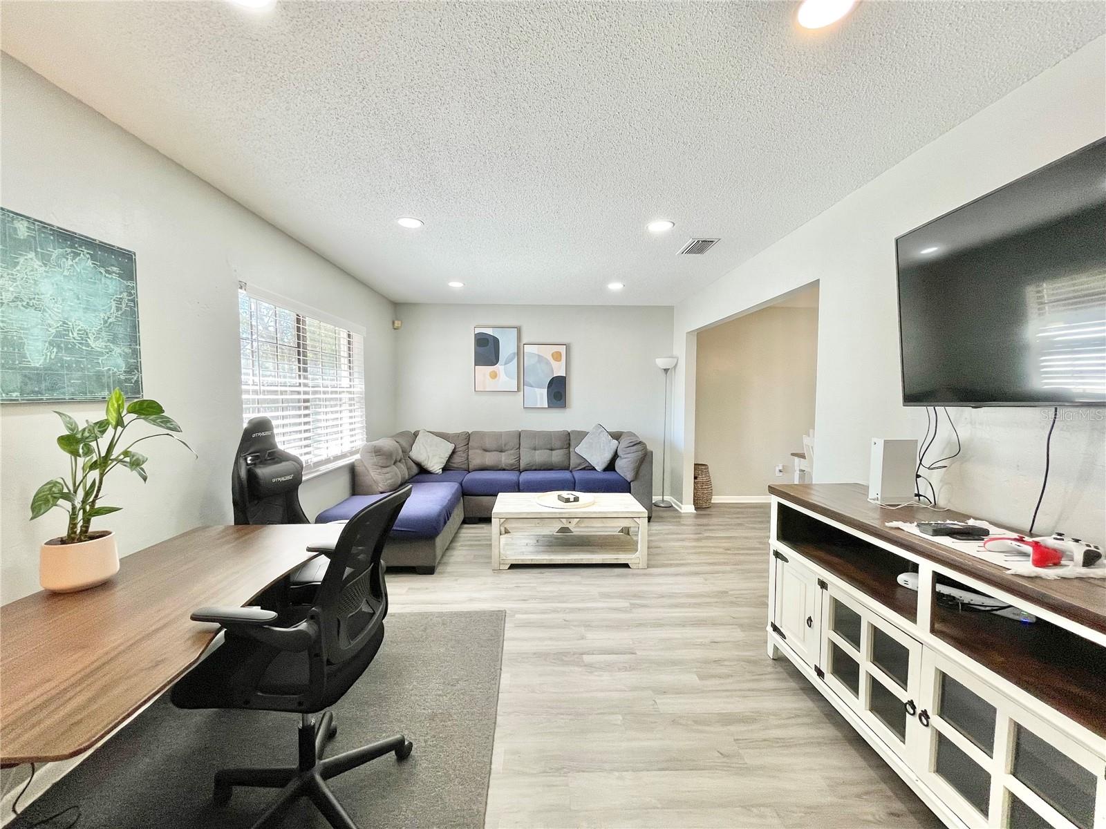 LEIGH ESTATES ORMAN - Residential