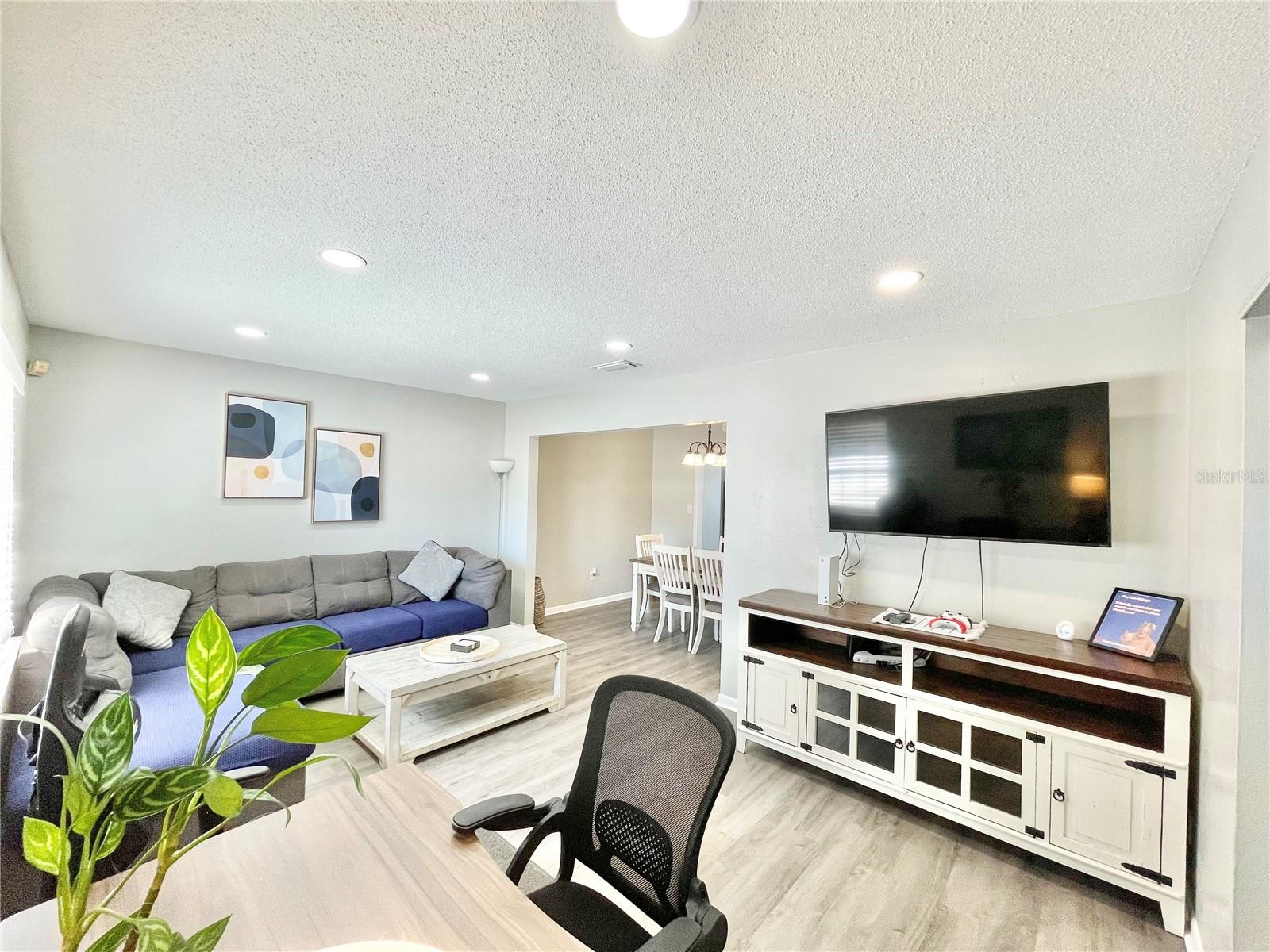 LEIGH ESTATES ORMAN - Residential