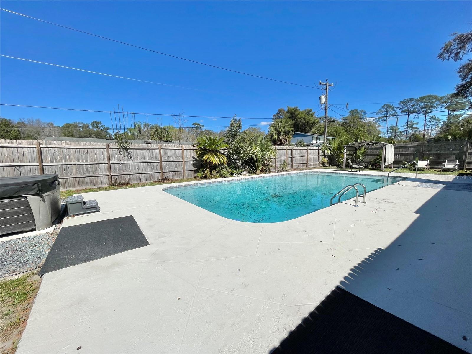 LEIGH ESTATES ORMAN - Residential