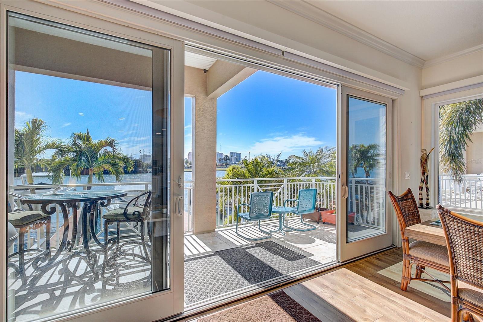 POOLS AT WINDWARD PASSAGE THE - Residential