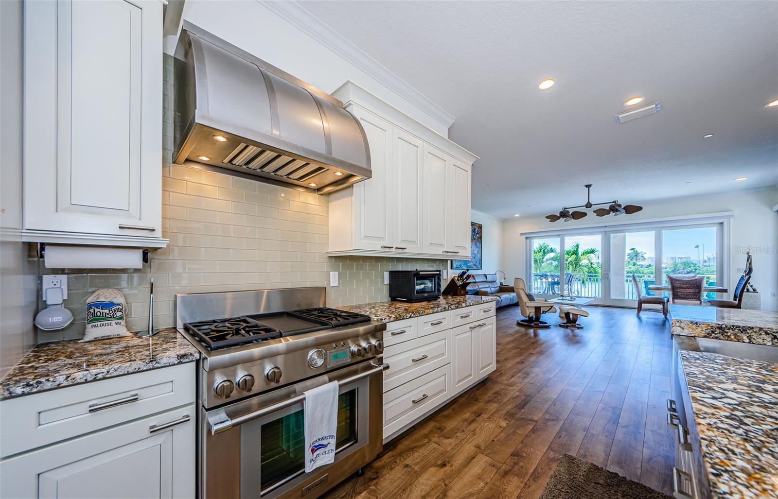 POOLS AT WINDWARD PASSAGE THE - Residential