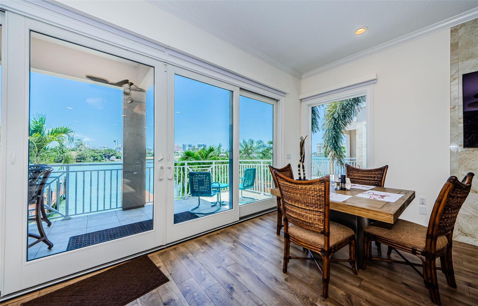 POOLS AT WINDWARD PASSAGE THE - Residential