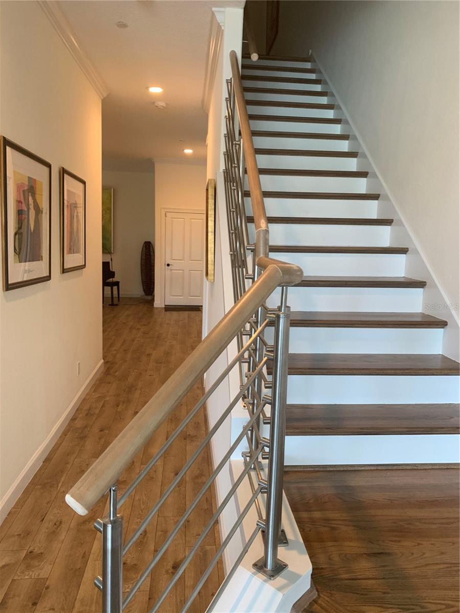 POOLS AT WINDWARD PASSAGE THE - Residential