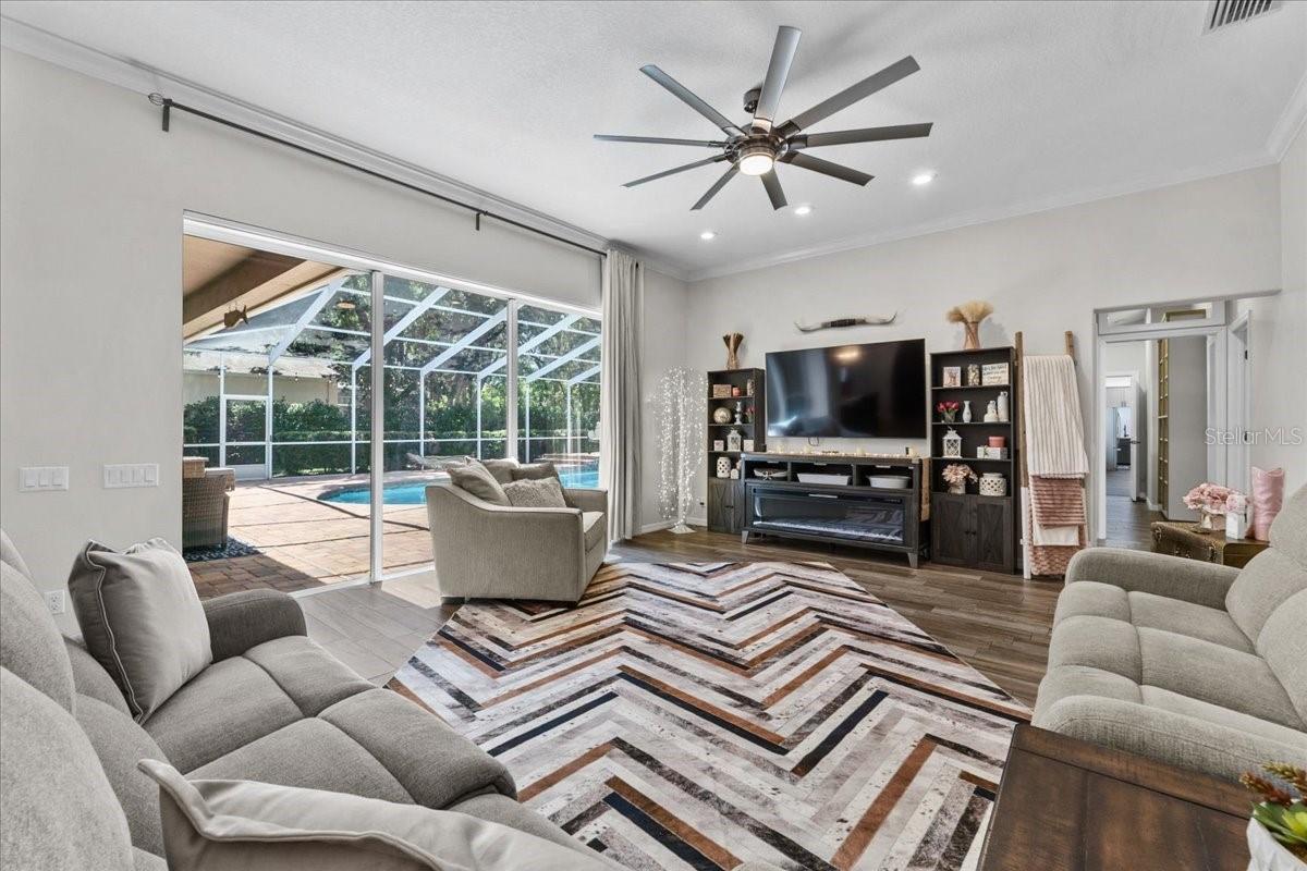 FISH HAWK TRAILS UNIT 3 - Residential