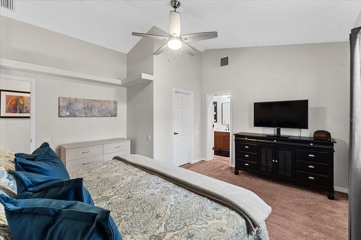 FISH HAWK TRAILS UNIT 3 - Residential