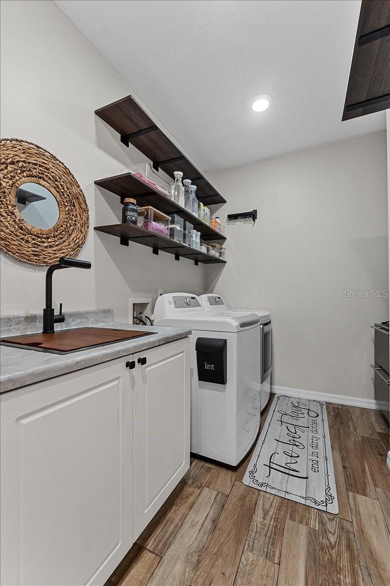 FISH HAWK TRAILS UNIT 3 - Residential