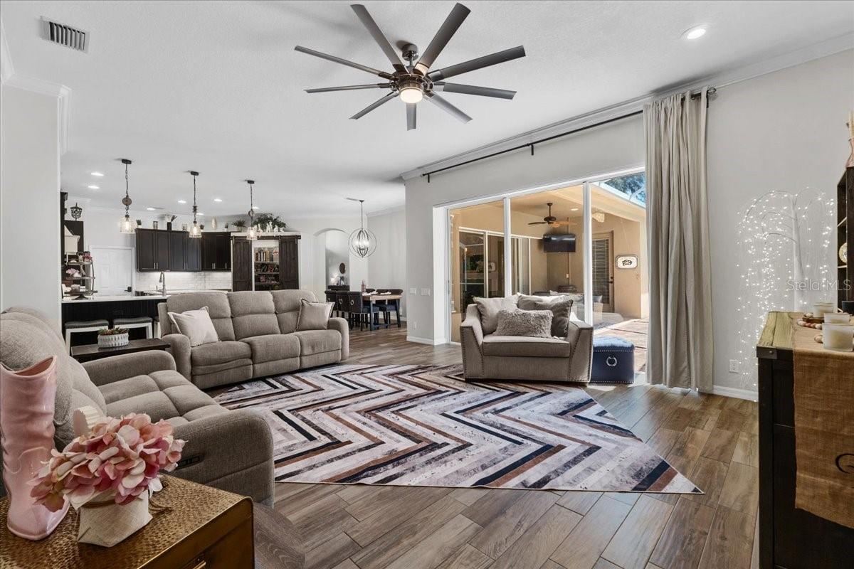 FISH HAWK TRAILS UNIT 3 - Residential