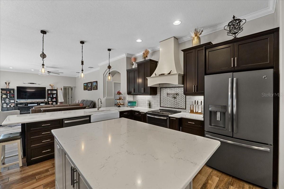 FISH HAWK TRAILS UNIT 3 - Residential
