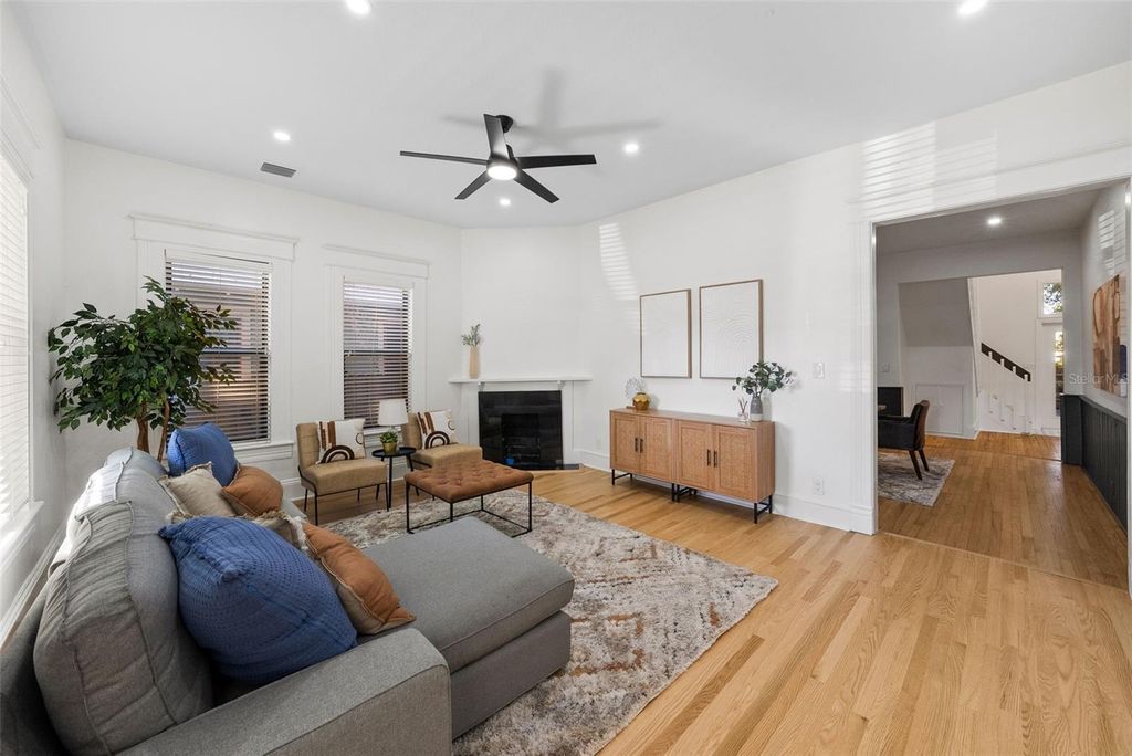 Photo of 2810 N Jefferson Street, Tampa, FL 33602 (MLS # TB8437659)