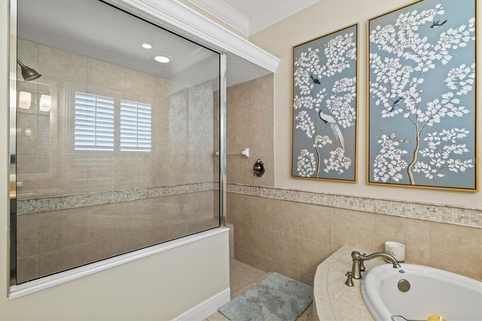 LAKEWOOD RANCH COUNTRY CLUB VILLAGE - Residential