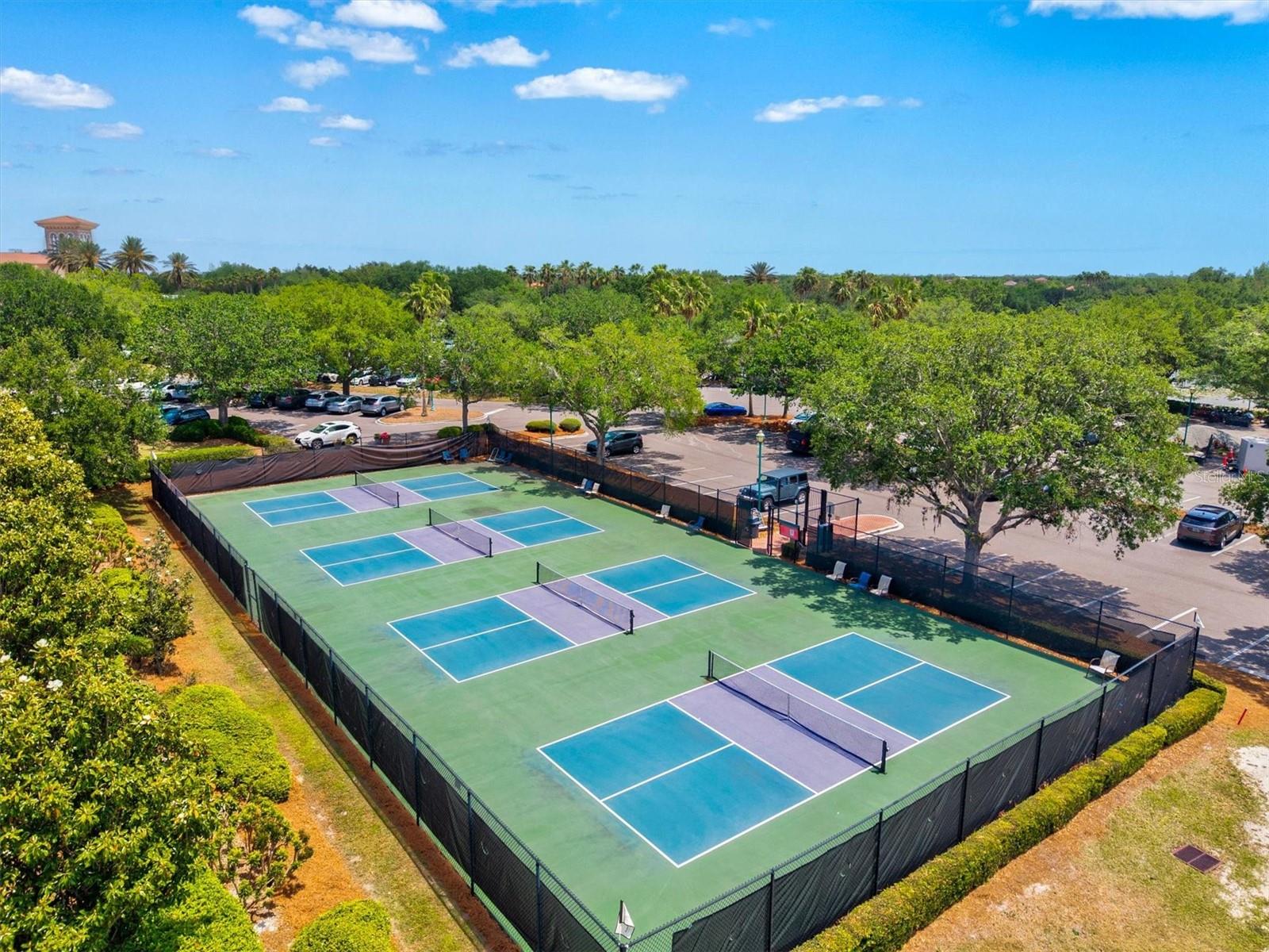 LAKEWOOD RANCH COUNTRY CLUB VILLAGE - Residential