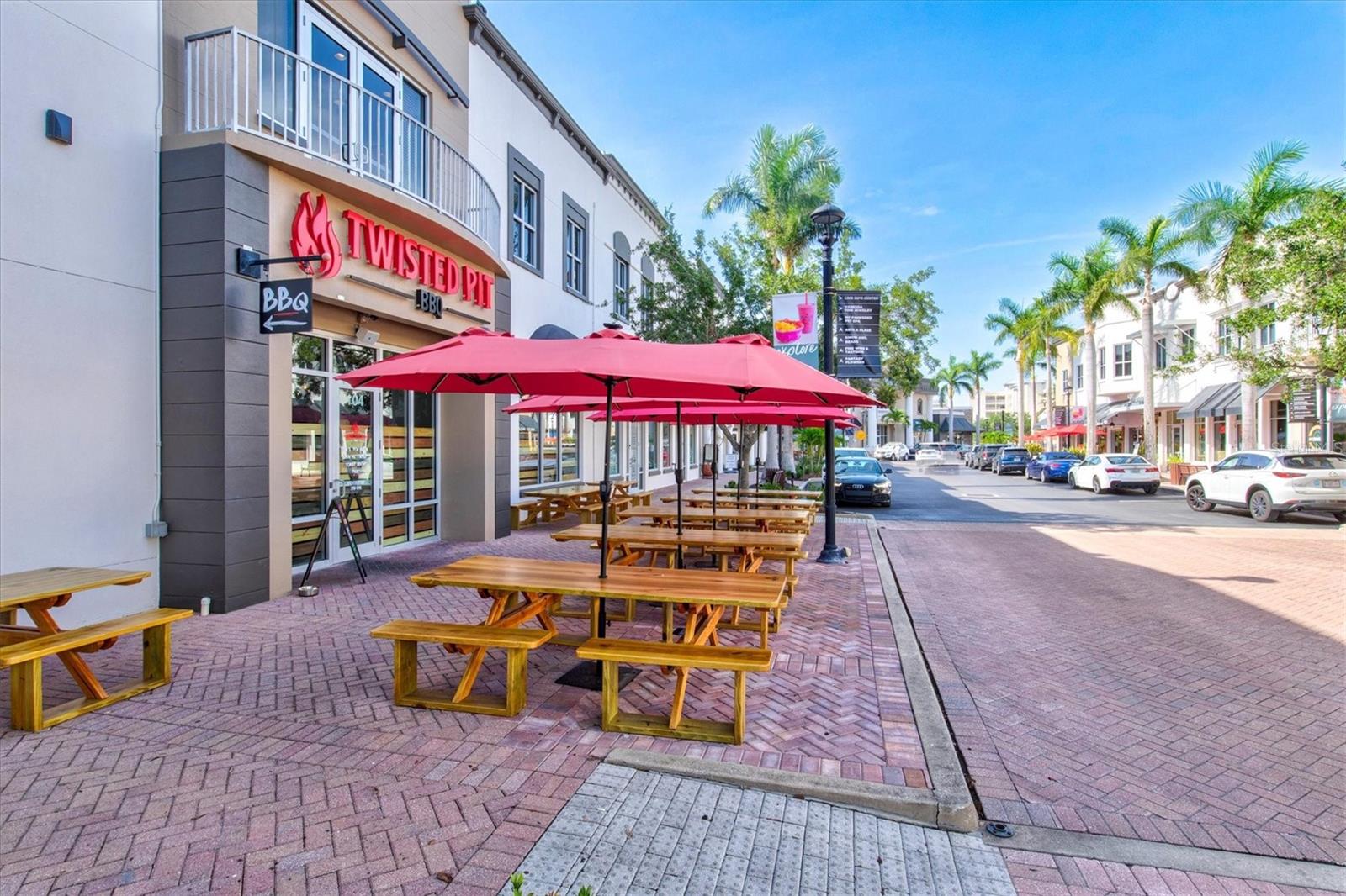 LAKEWOOD RANCH COUNTRY CLUB VILLAGE - Residential