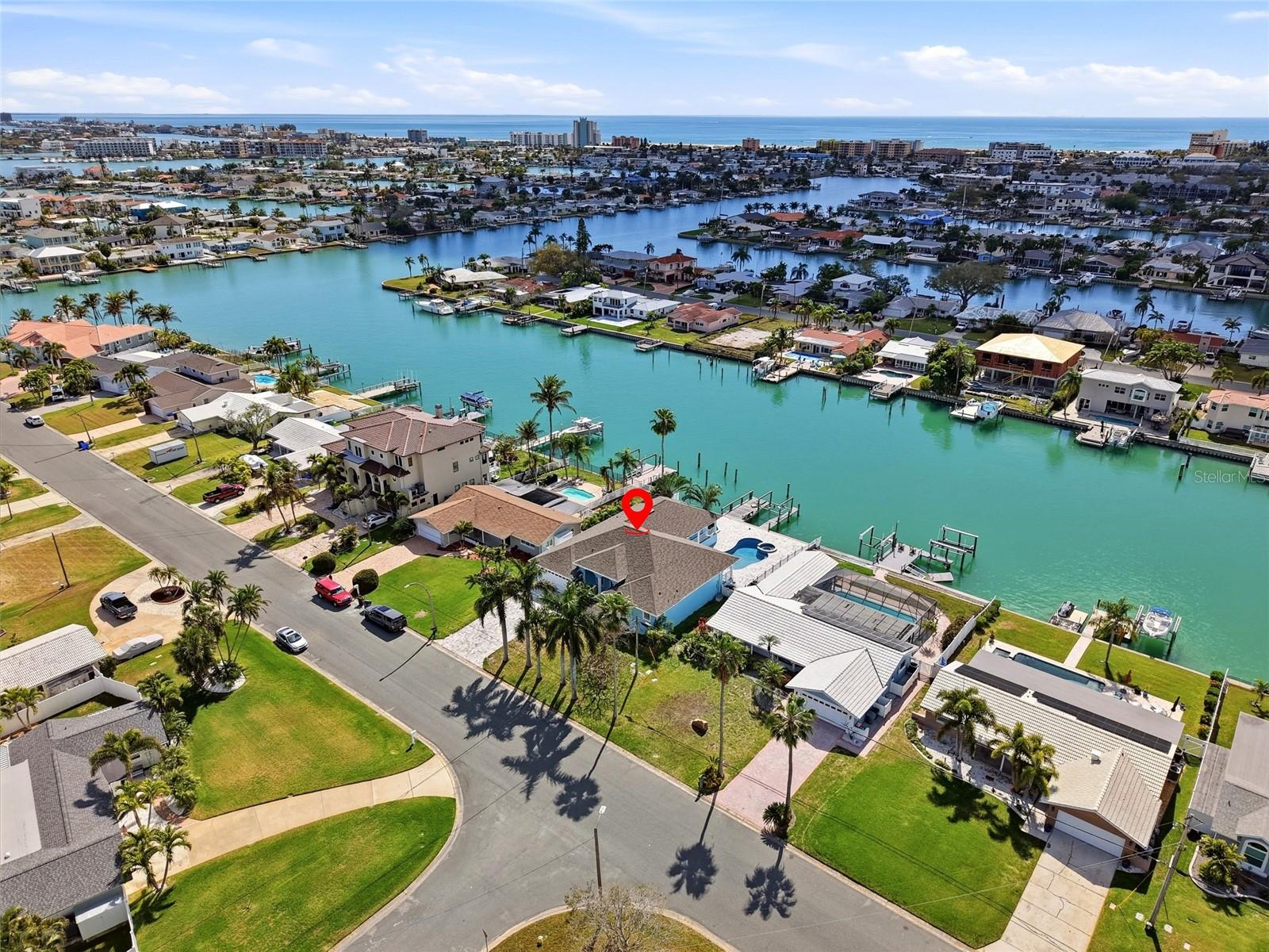 CAPRI ISLE - Residential