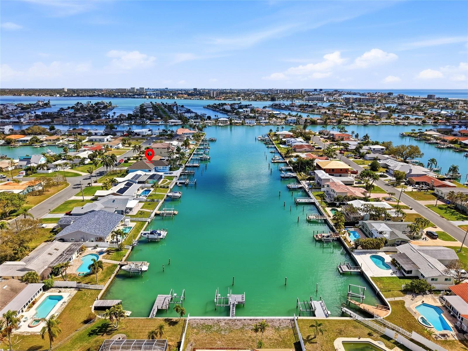 CAPRI ISLE - Residential