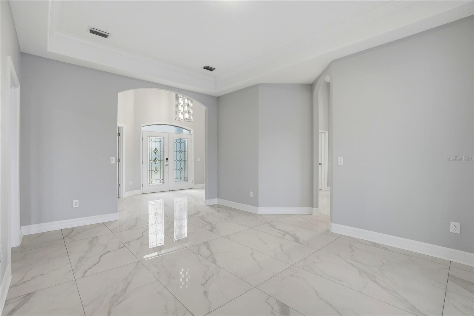 CAPRI ISLE - Residential