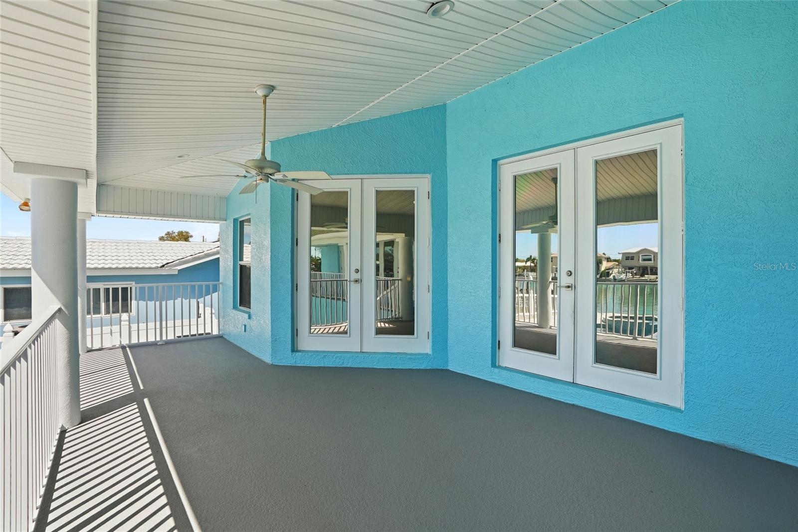 CAPRI ISLE - Residential