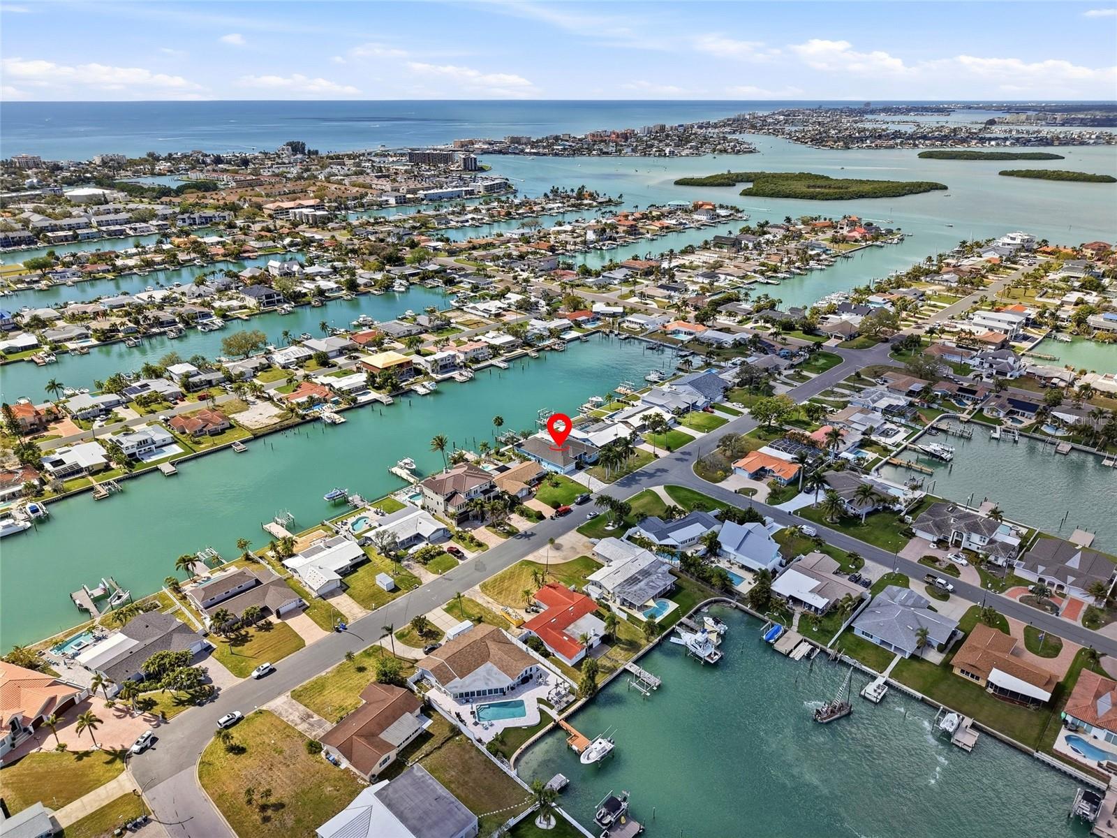 CAPRI ISLE - Residential