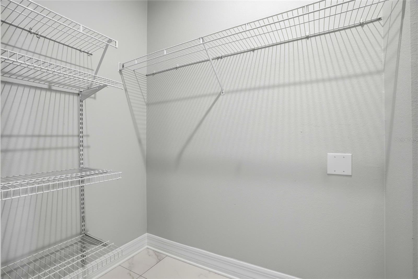 CAPRI ISLE - Residential