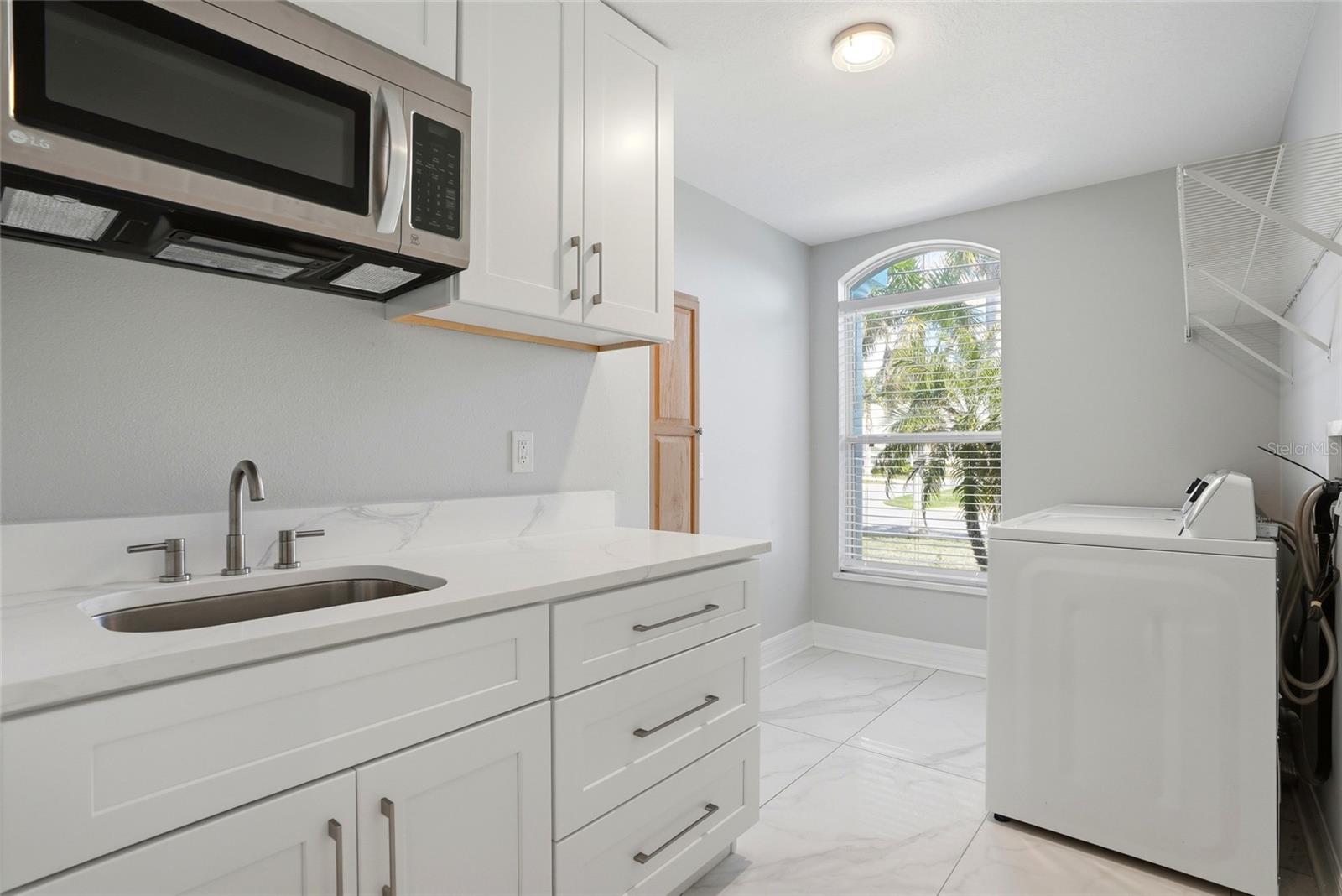 CAPRI ISLE - Residential