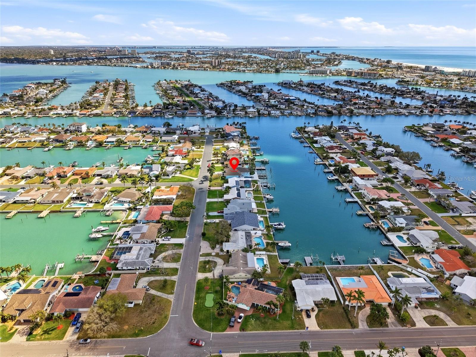 CAPRI ISLE - Residential