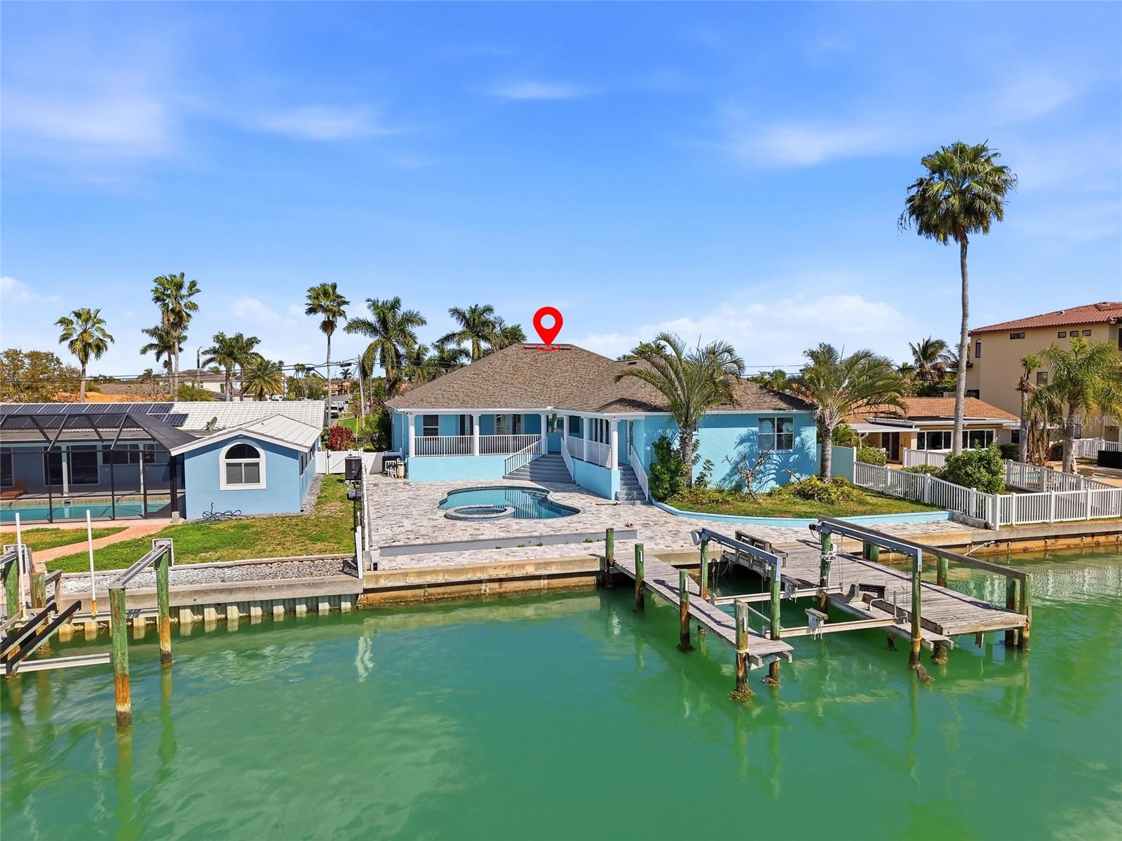 CAPRI ISLE - Residential