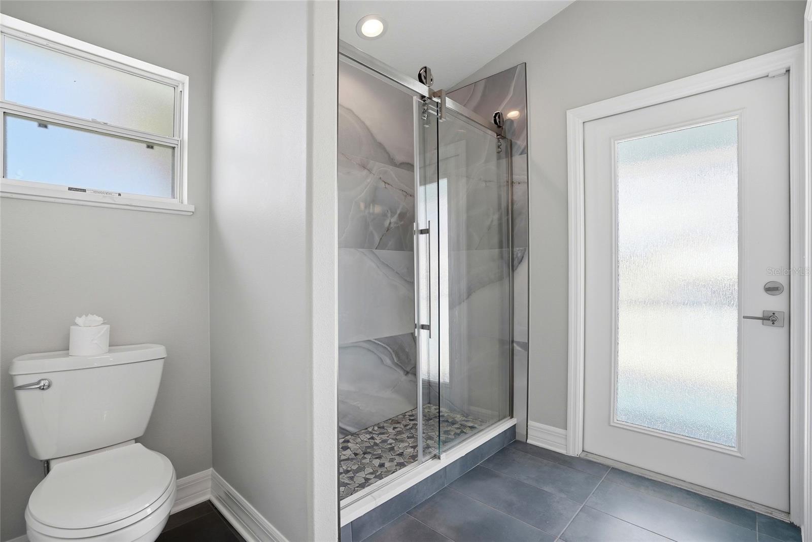 CAPRI ISLE - Residential