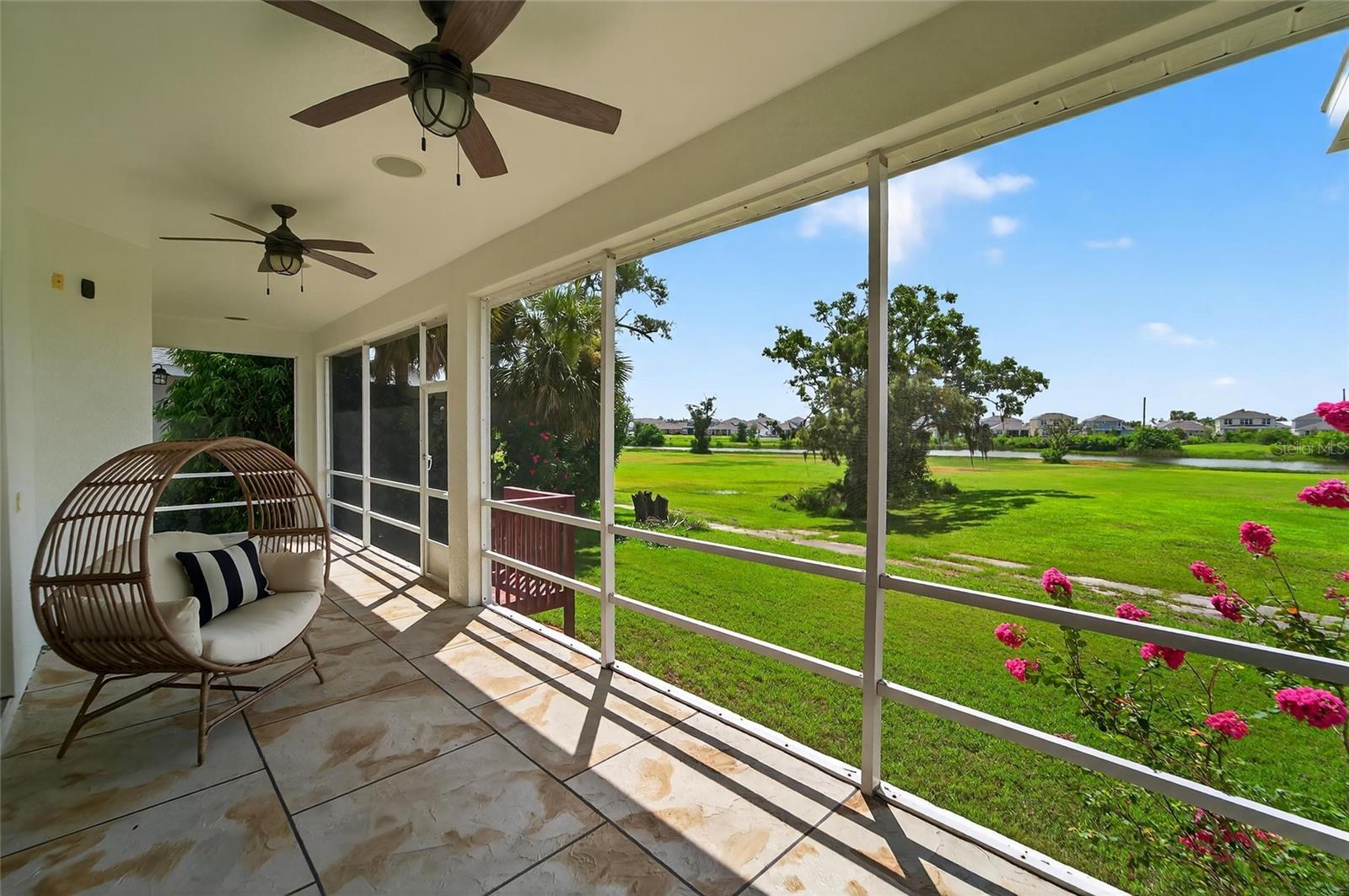 924 BUNKER VIEW DRIVE