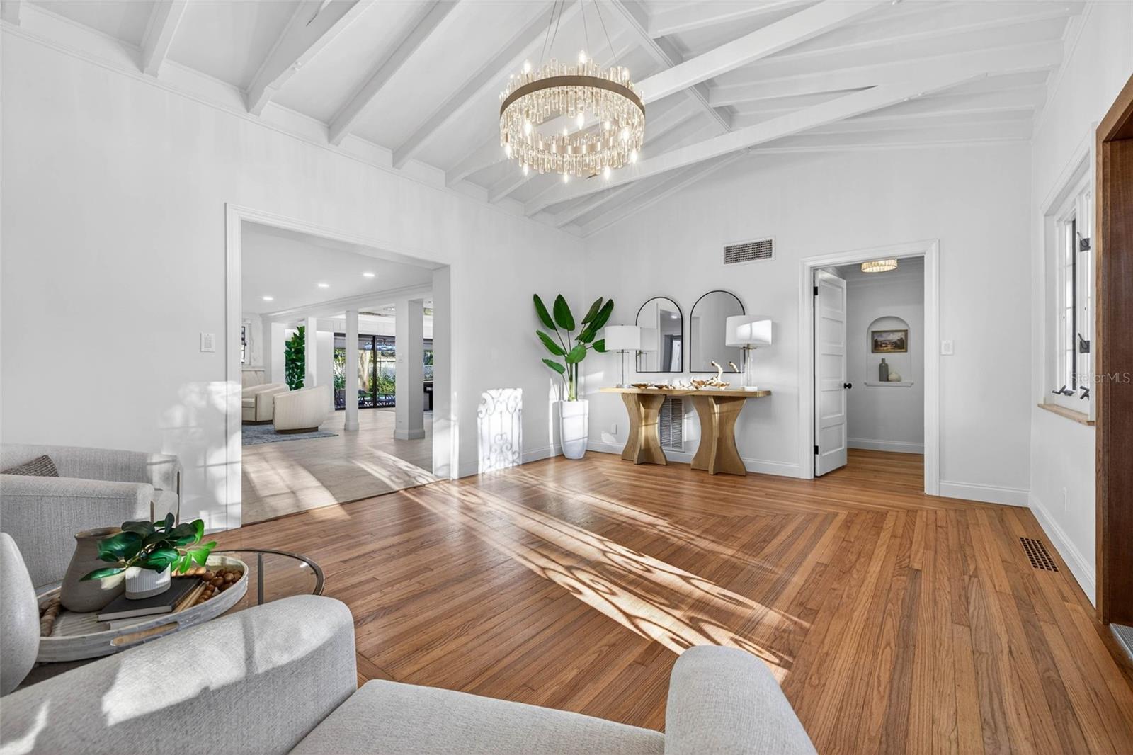 SNELL ISLE BRIGHTWATERS SEC 2 - Residential