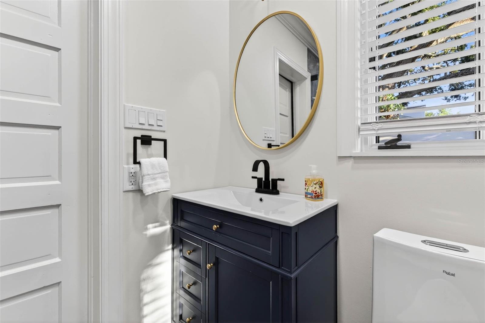 SNELL ISLE BRIGHTWATERS SEC 2 - Residential