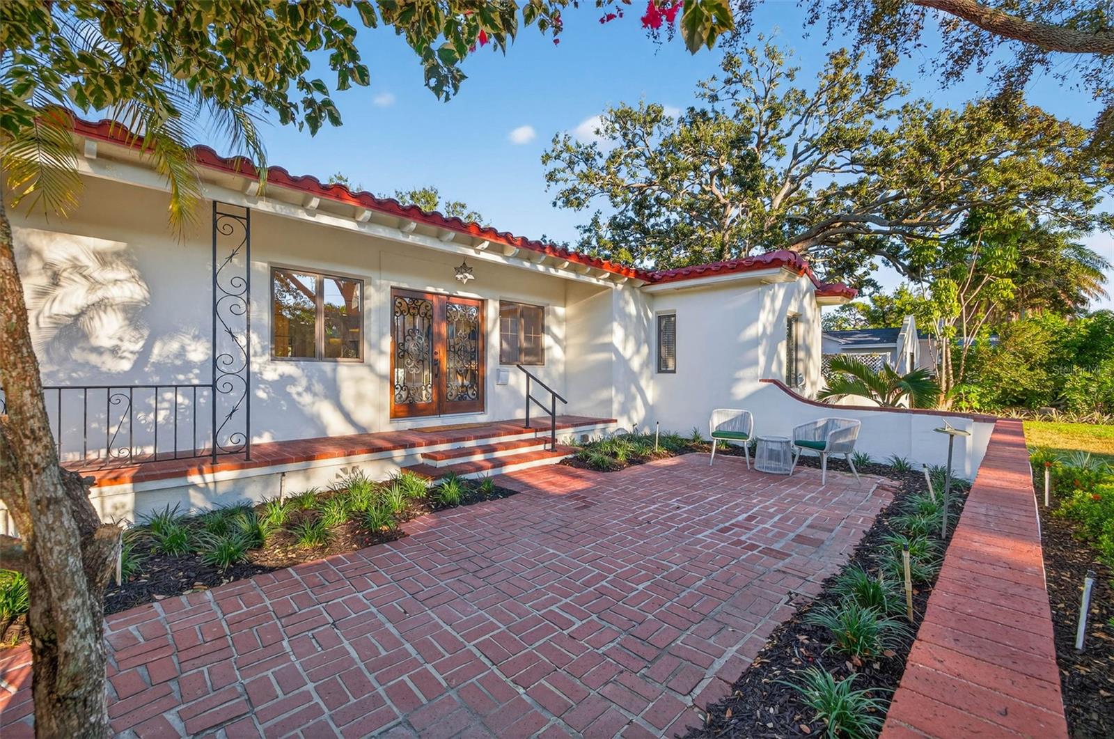 SNELL ISLE BRIGHTWATERS SEC 2 - Residential