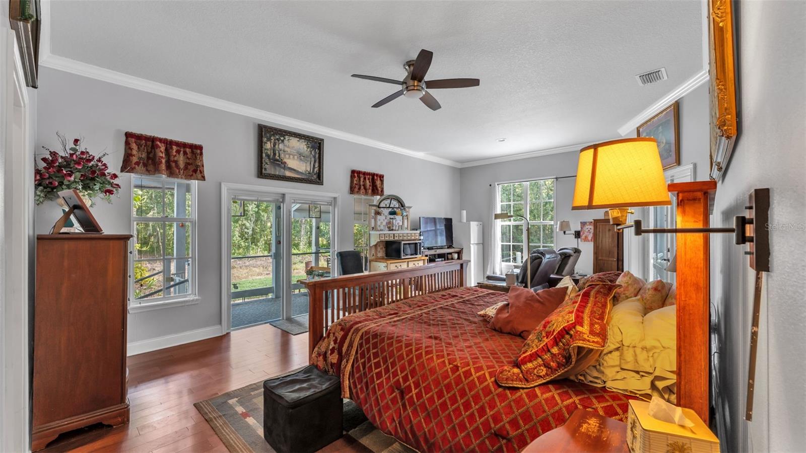 MILLBROOK OAKS - Residential