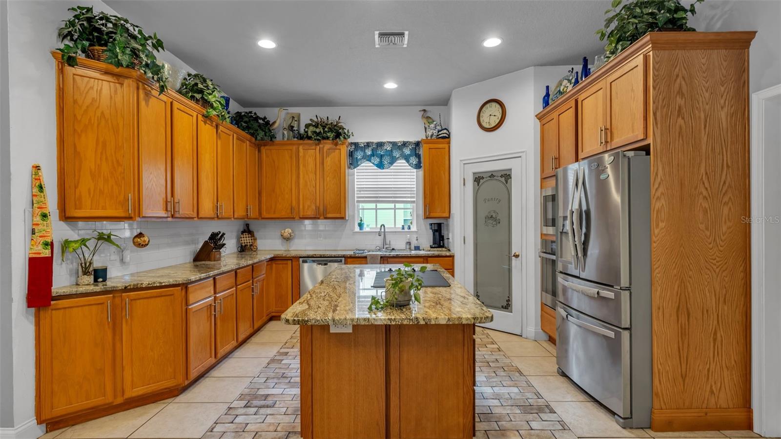 MILLBROOK OAKS - Residential