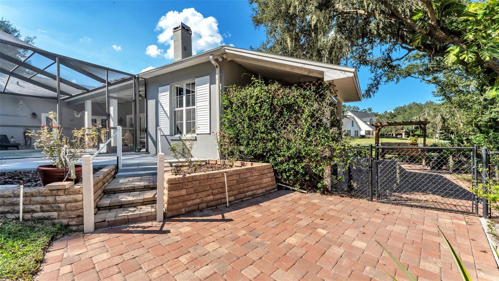 MILLBROOK OAKS - Residential