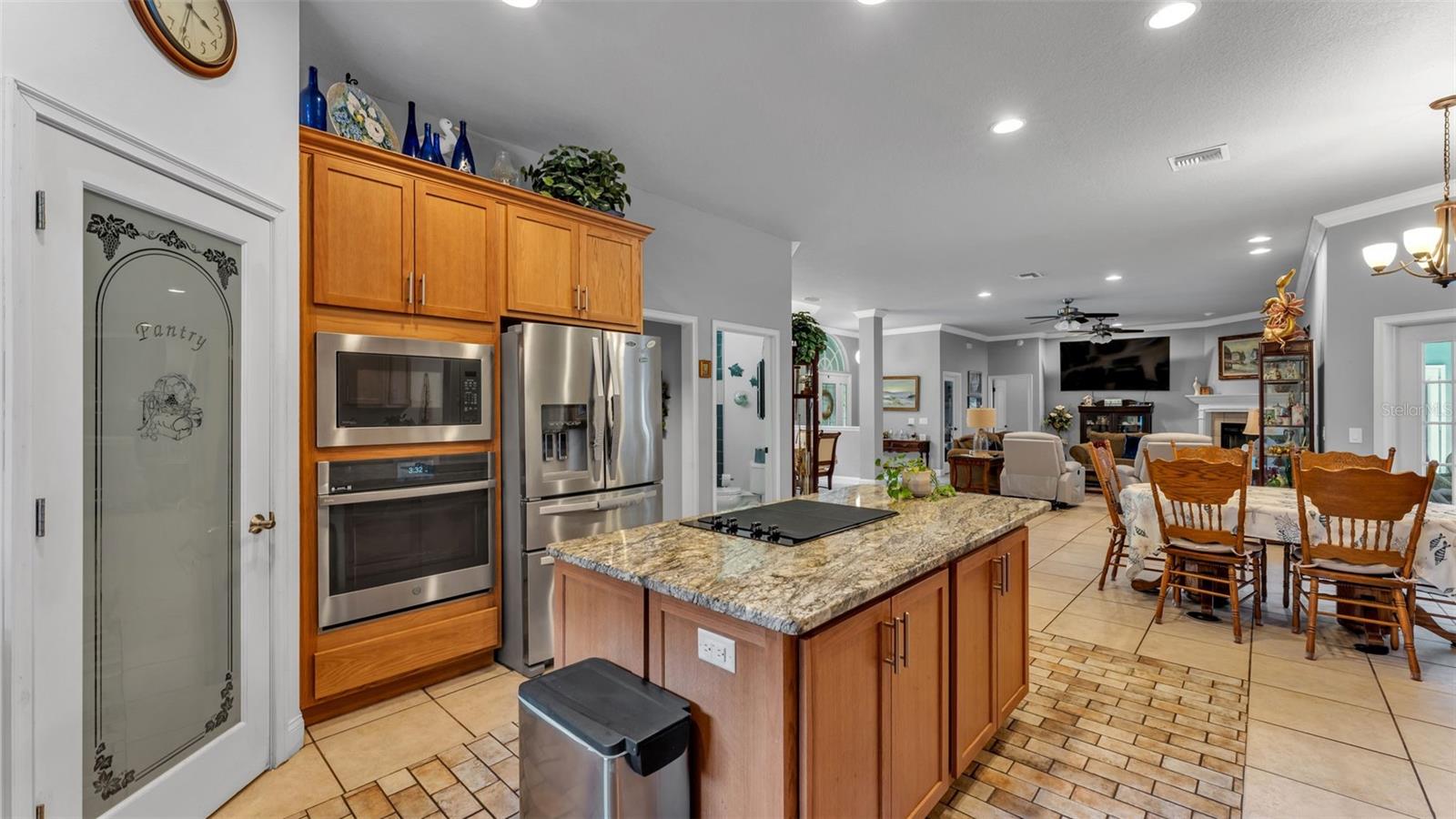 MILLBROOK OAKS - Residential