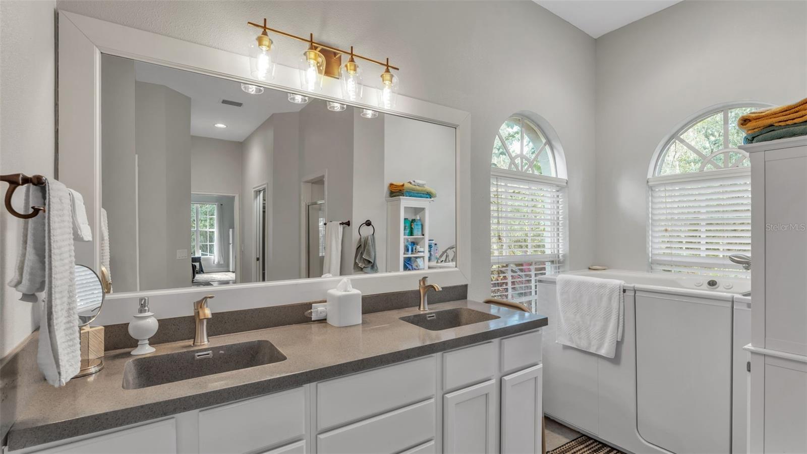 MILLBROOK OAKS - Residential