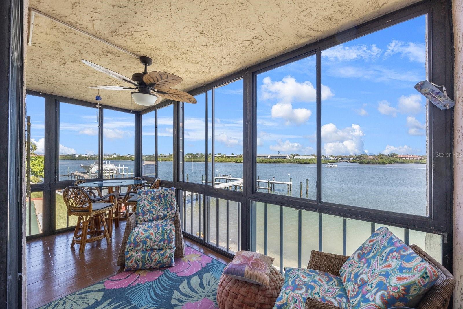 BAY MARINER THE CONDO - Residential