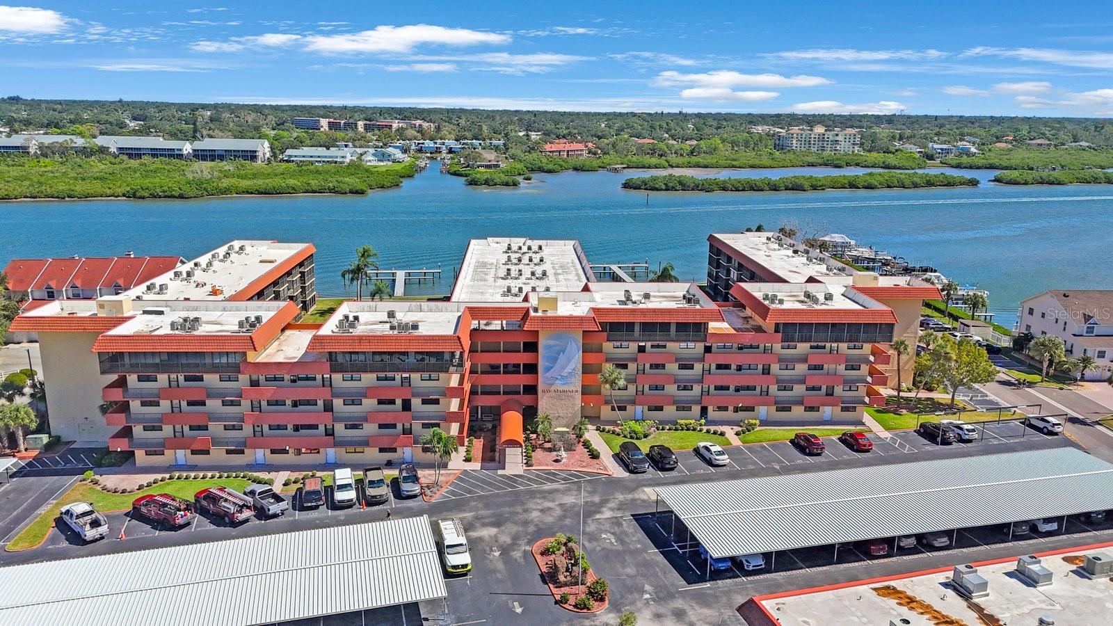 BAY MARINER THE CONDO - Residential