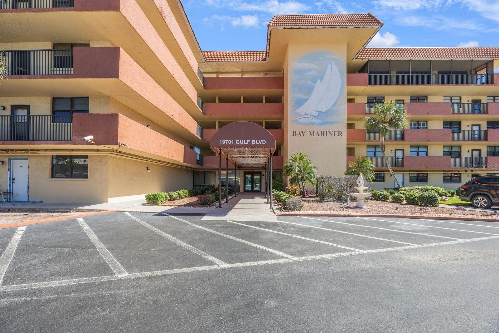 BAY MARINER THE CONDO - Residential